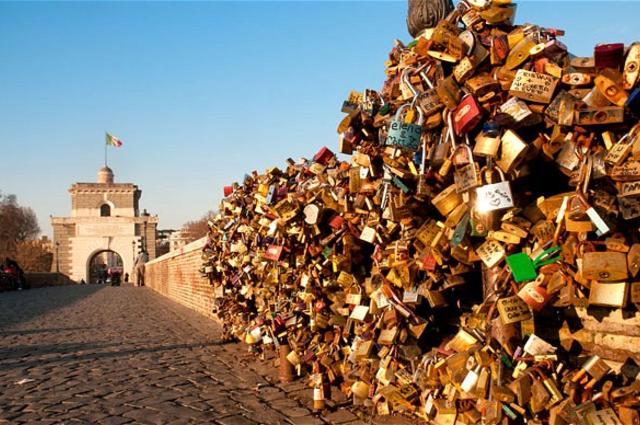 мост Мильвио (Ponte Milvio)  мост Мильвио (Ponte Milvio)